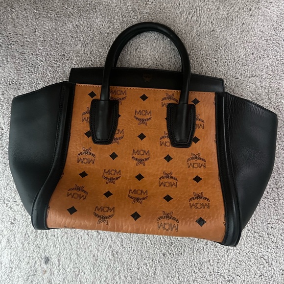 MCM Tote Bag - Picture 1 of 4